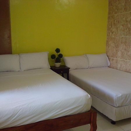Centillo Travellers Inn Caticlan Extérieur photo
