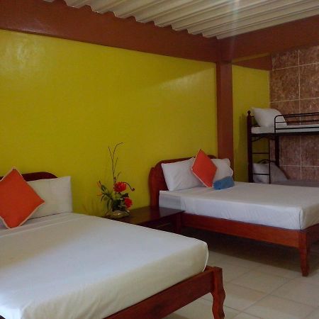 Centillo Travellers Inn Caticlan Extérieur photo